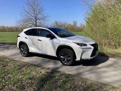 Lexus NX300h