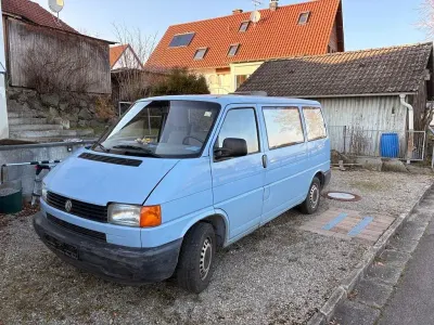 Gebraucht VW T4 84 PS (61 kW) 1999 Blau Van