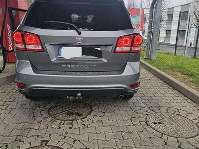 Gebraucht Fiat Freemont 140 PS (102 kW) 2012 SUV