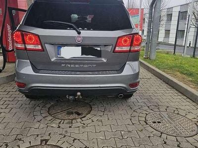 Gebraucht 2012 Fiat Freemont SUV | 6.800 € (Etwas zu teuer)
