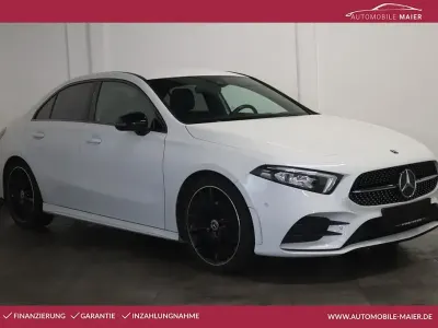 Gebraucht Mercedes A200 AMG line 163 PS (119 kW) 2020 Digitalweiss  metalliclack Limousine