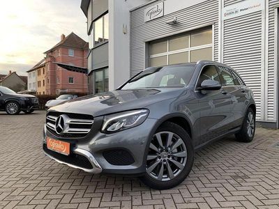 Selenitgrau metalliclack (metallic) Gebraucht 2018 Mercedes GLC220 AMG line SUV | 26.740 € (Fairer Preis)