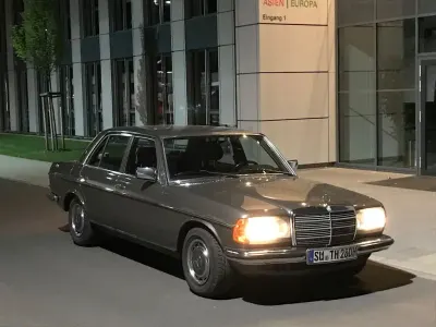 Gebraucht Mercedes 280 185 PS (136 kW) 1981 Grau Limousine