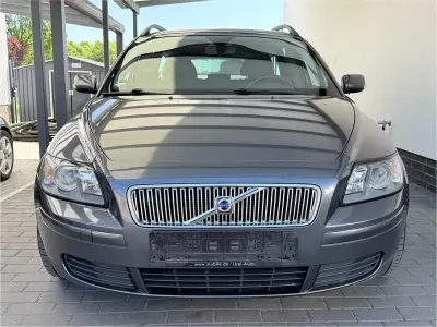 Usata Volvo V50 109 CV (80 kW) 2006 Grigio Station wagon