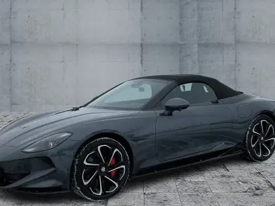 Usata MG Cyberster 375 kW (510 CV) 2025 Grigio Cabrio