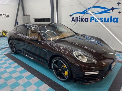 Porsche Panamera Turbo