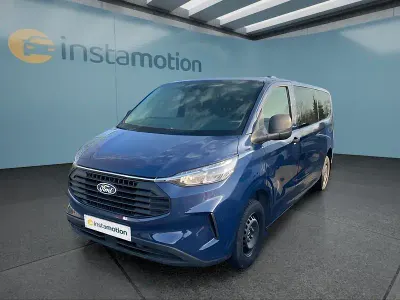 Second-hand Ford Transit Custom 136 CP (100 kW) 2024 Albastru Monovolum