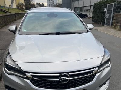 gebraucht Opel Astra Sportstourer Plus