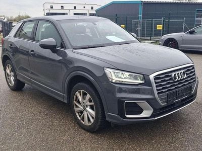 Usata Audi Q2 Sport 116 CV (85 kW) 2017 Grigio SUV
