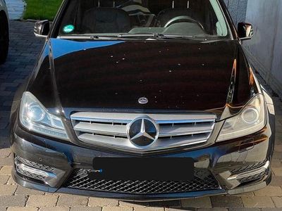 Second-hand Mercedes C220 Avantgarde 170 CP (125 kW) 2013 Negru Berlinǎ