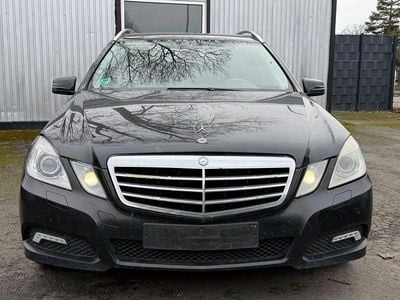 Gebraucht Mercedes E200 136 PS (100 kW) 2010 Schwarz Kombi
