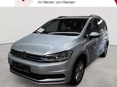 Gebraucht VW Touran Comfortline 150 PS (110 kW) 2021 Silber Van / Kleinbus