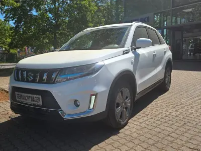 Second-hand Suzuki Vitara Comfort 129 CP (94 kW) 2023 Alb SUV