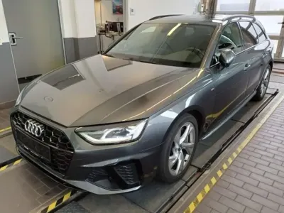Gebraucht Audi A4 S-Line 231 PS (169 kW) 2020 Daytonagrauperleffect Kombi
