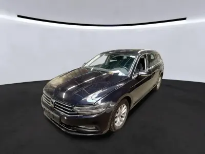 Gebraucht VW Passat Business 150 PS (110 kW) 2023 Deep black pearlescent Kombi