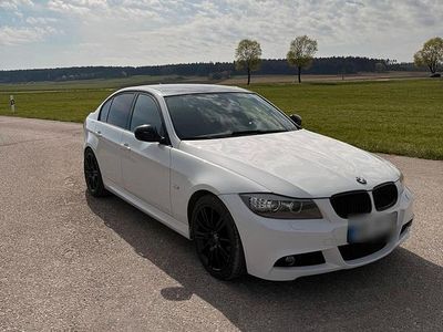 Gebraucht BMW 320 M Sport 170 PS (125 kW) 2010 Weiß Limousine