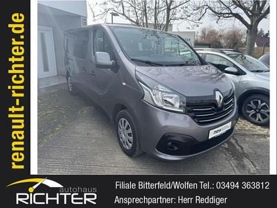 Gebraucht Renault Trafic Expression 145 PS (106 kW) 2016 Grau Van / Kleinbus