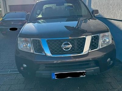 Gebraucht Nissan Navara 190 PS (139 kW) 2014 Braun Pickup