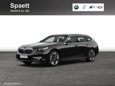 Neu BMW 540 M Sport 303 PS (222 kW) 2026 Schwarz Kombi