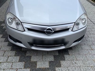 gebraucht Opel Tigra 1.4 TWINPORT Enjoy Enjoy