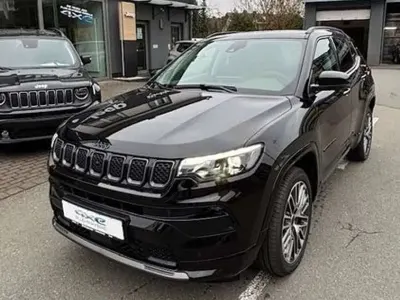 Gebraucht Jeep Compass Summit 241 PS (177 kW) 2024 Schwarz SUV