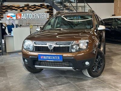 Gebraucht Dacia Duster Lauréate 110 PS (80 kW) 2013 Gold SUV