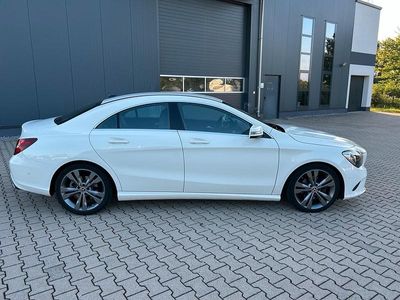 Mercedes CLA200