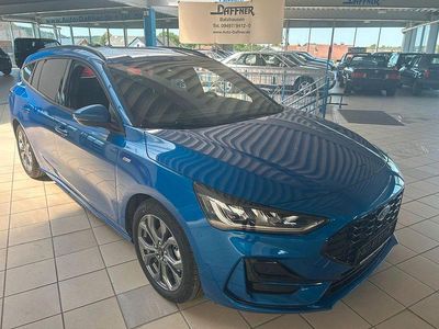 Blau Gebraucht 2024 Ford Focus ST-Line X Limousine | 27.990 € (Fairer Preis)