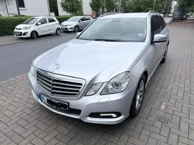 Brugt Mercedes E220 Avantgarde 170 HK (125 kW) 2009 Sølv Stationcar