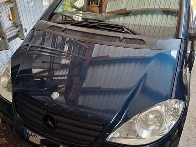 Blau Gebraucht 2005 Mercedes A150 Classic Van / Kleinbus | 990 € (Fairer Preis)
