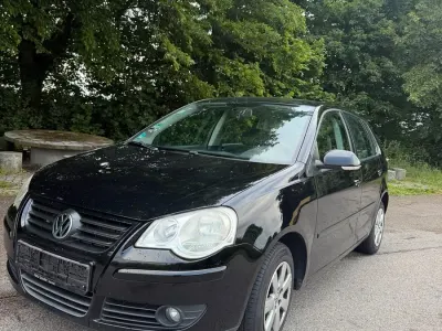 Gebraucht VW Polo 70 PS (51 kW) 2009 Schwarz Kleinwagen