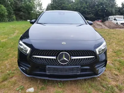 Gebraucht Mercedes 180 AMG 136 PS (100 kW) 2022 Schwarz Limousine
