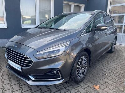 Gebraucht Ford S-MAX Titanium 190 PS (139 kW) 2022 Grau Van / Kleinbus