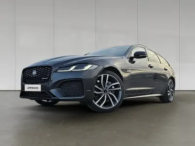 Usado Jaguar XF R-Dynamic 206 HP (151 kW) 2024 Cinzento