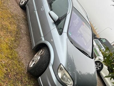 Silber Gebraucht 2005 Opel Zafira OPC Van / Kleinbus | 1.590 € (Fairer Preis)