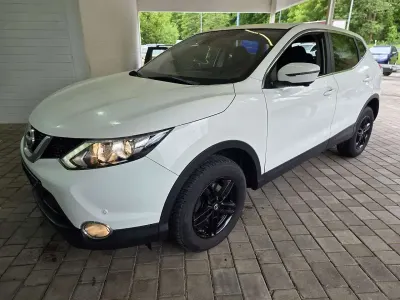 Gebraucht Nissan Qashqai N-Connecta 131 PS (96 kW) 2016 White (s) SUV