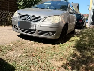 Gebraucht VW Polo 75 PS (55 kW) 2005 Silber Kleinwagen