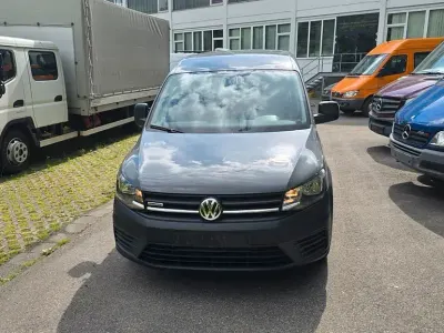 Gebraucht VW Caddy 122 PS (89 kW) 2019 Grau Van / Kleinbus