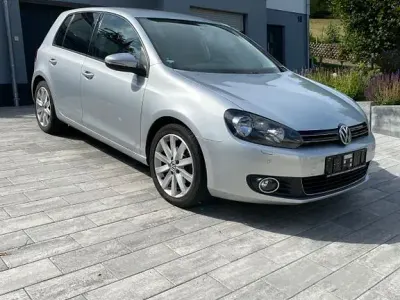 Gebraucht VW Golf VI Highline 110 PS (80 kW) 2009 Silber Limousine