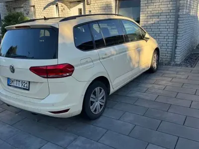Gebraucht VW Touran Comfortline 110 PS (80 kW) 2018 Gelb Van / Kleinbus