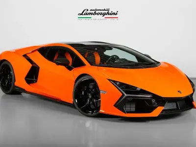 Gebraucht Lamborghini Revuelto 1014 PS (745 kW) 2024 Orange Coupé