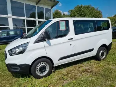 Usata Ford Transit Custom 105 CV (77 kW) 2021 Bianco Station wagon