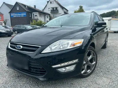 Gebraucht Ford Mondeo Ambiente 140 PS (102 kW) 2015 Schwarz Kombi