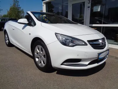 Gebraucht Opel Cascada Edition 120 PS (88 kW) 2013 Weiß Cabrio