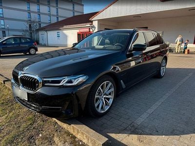 Gebraucht BMW 530e Luxury Line 292 PS (214 kW) 2021 Schwarz Kombi