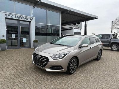 Gebraucht Hyundai i40 Premium 141 PS (103 kW) 2017 Beige Kombi