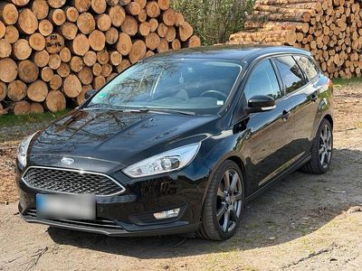 Gebraucht Ford Focus 120 PS (88 kW) 2016 Schwarz Kombi