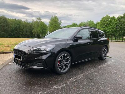 Gebraucht Ford Focus ST-Line X 150 PS (110 kW) 2021 Schwarz Kombi