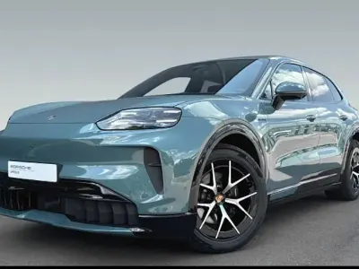 Gebraucht Porsche Cayenne Electric 325 kW (442 PS) 2026 Mysticgrünmetallic SUV