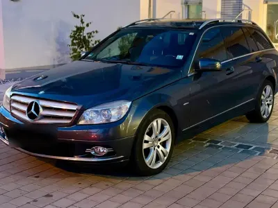 Gebraucht Mercedes C320 Avantgarde 224 PS (164 kW) 2009 Grau Kombi